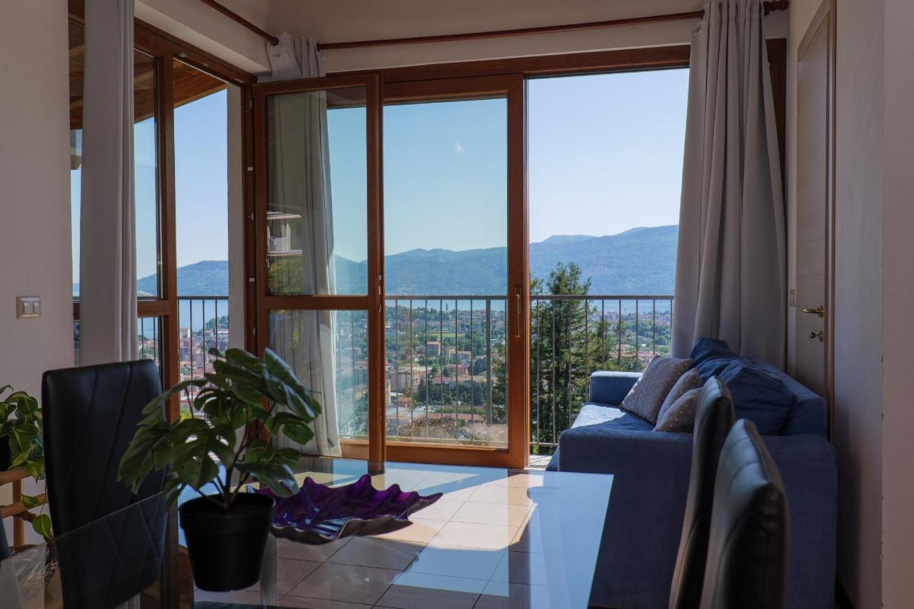 Panoramic'S Loft Apartment Verbania Luaran gambar